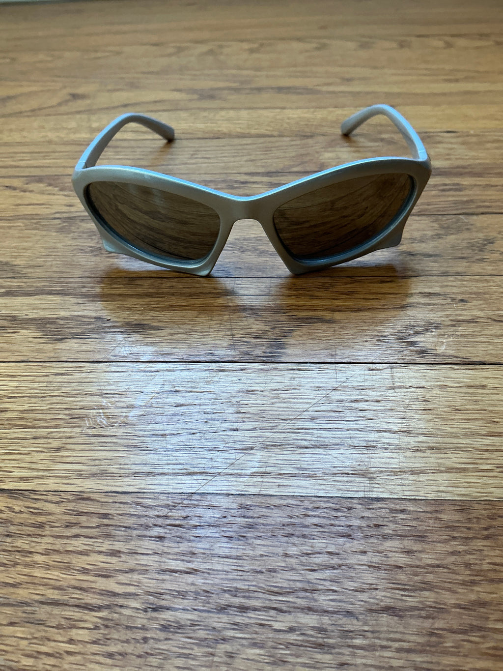 silver sunglasses